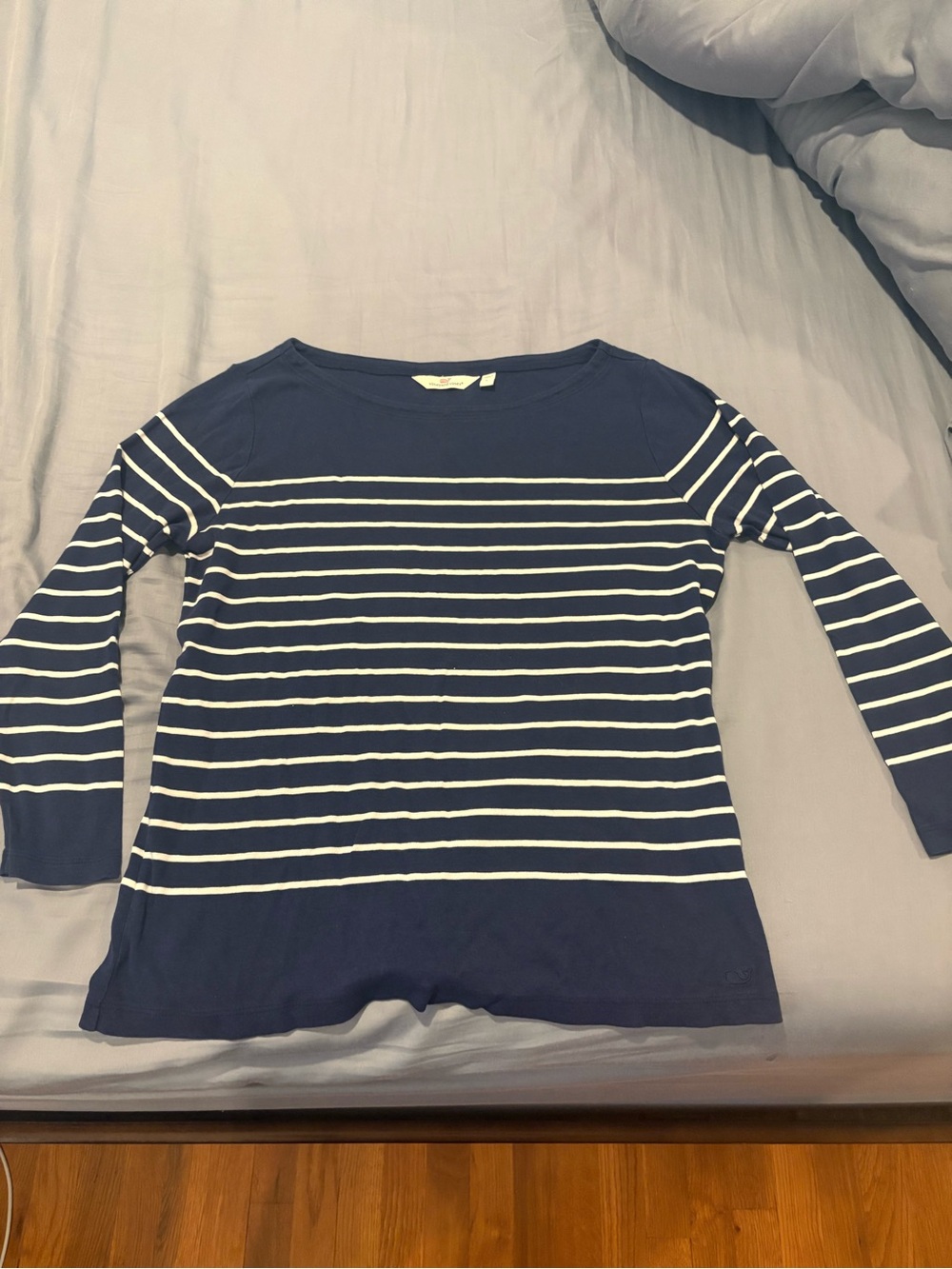 Vineyard Vines Navy and White Striped Long-Sleeve Top